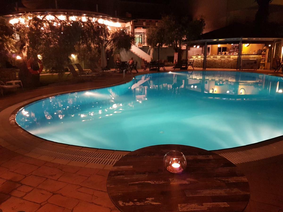Ocean Beach Hotel Skala Potamia  Exteriör bild